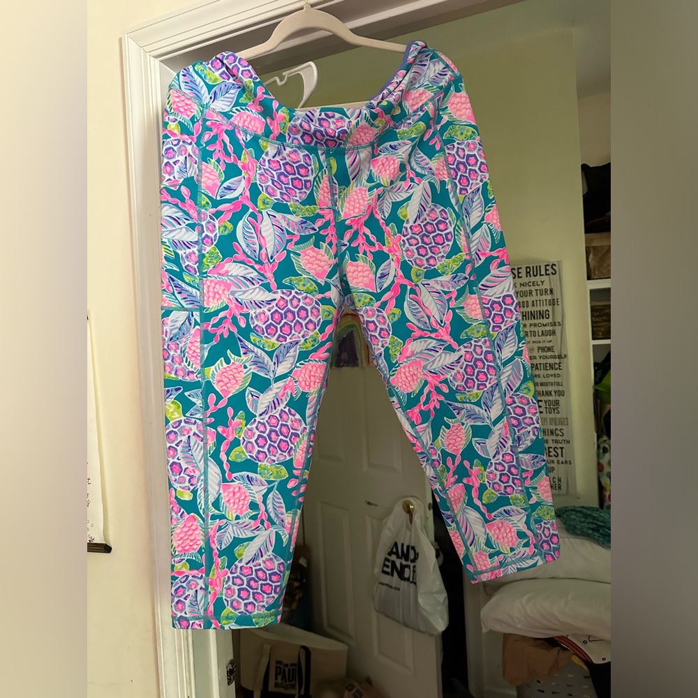 Lilly Pulitzer luxletic XXL - gently used
